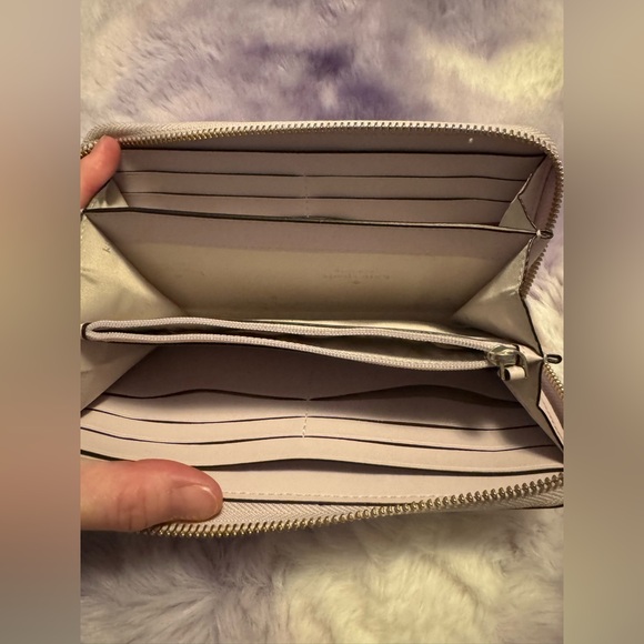 Kate Spade pebble lavender Wallet - Picture 3 of 6
